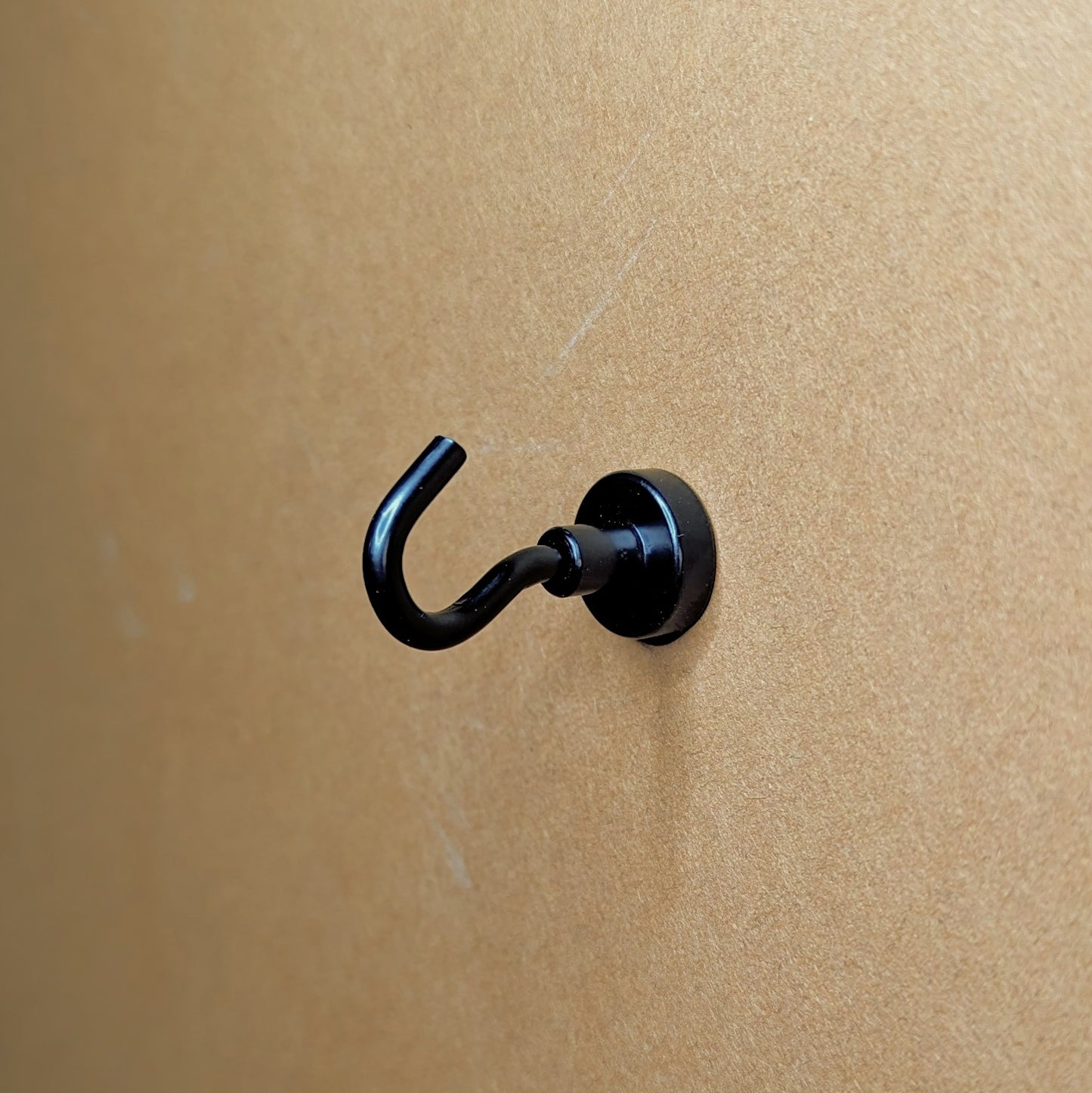 Anti Clip Cord Dragging Device